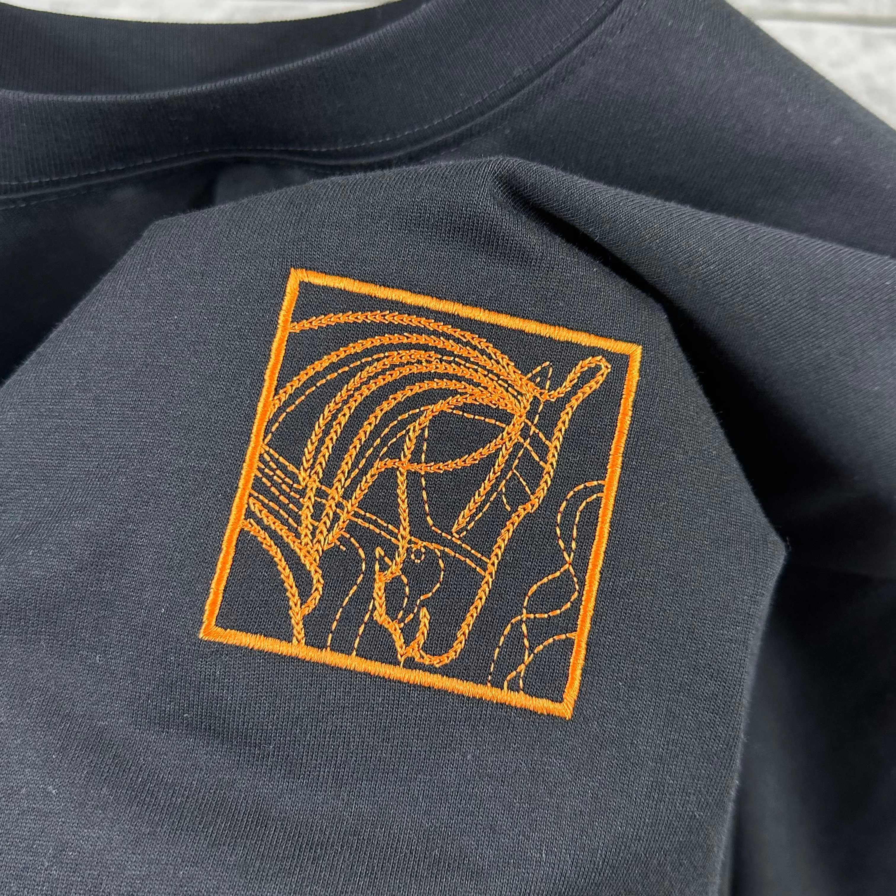 Herme* * 2025 New Arrival Classic Orange T Same Style ：Black White Size： S （90-130 ） M （120-150 ） L （140-165 ） XL （160-180 ） XXL （180-210 ）